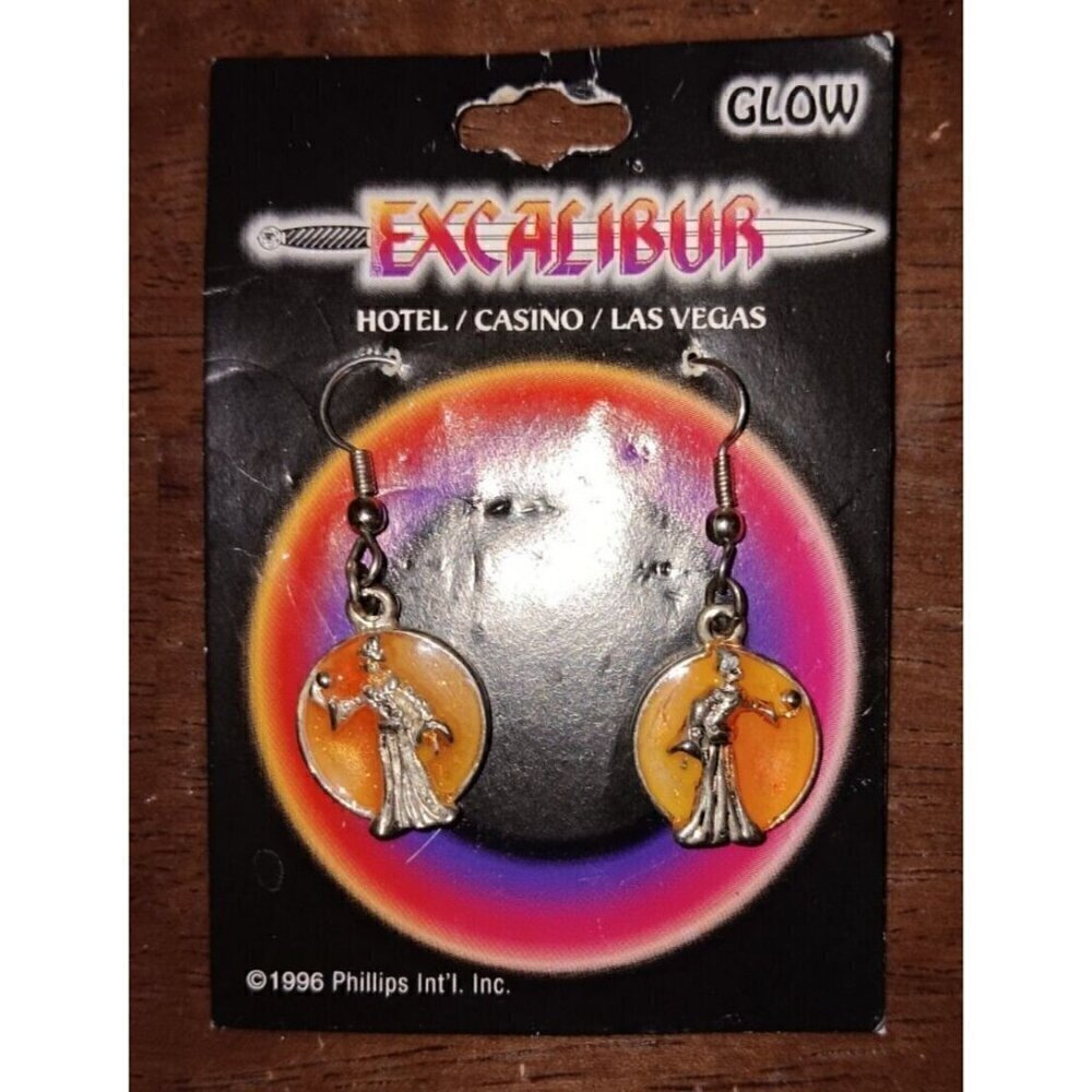 Vintage 1996 Las Vegas Excalibur Hotel Glow In The Dark Merlin Wizard Earrings
